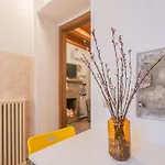 & Me By Rent Apartment *